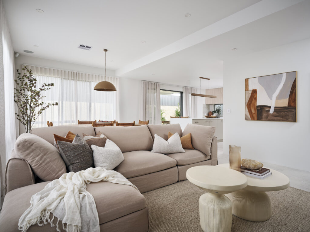 Lomandra Grandeur - Living