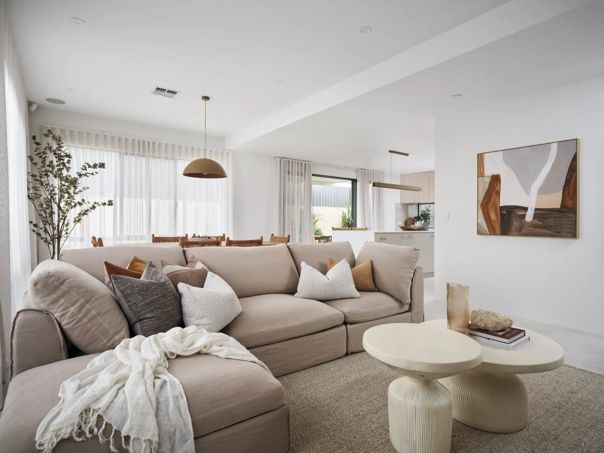 Lomandra Grandeur - Living